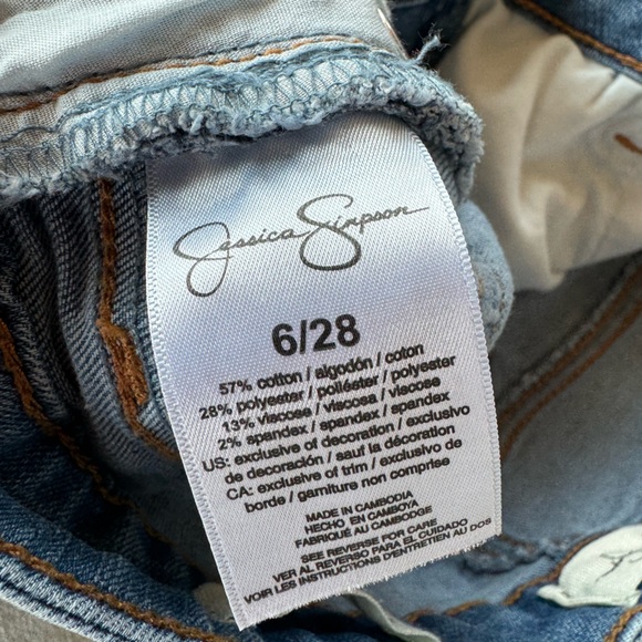 Jessica Simpson Women’s Jean Shorts Size 6/28. Preowned/Good Condition! - Picture 5 of 5